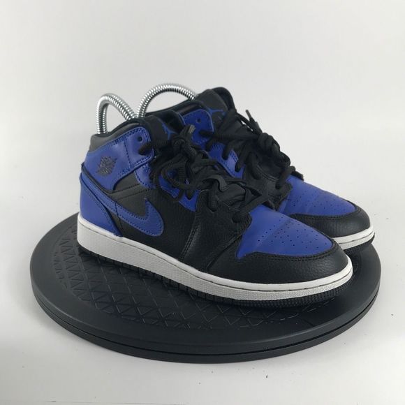 Nike Air Jordan 1 Mid GS Hyper Royal Blue/Black 554725-077 Youth Size 4Y - Picture 3 of 12